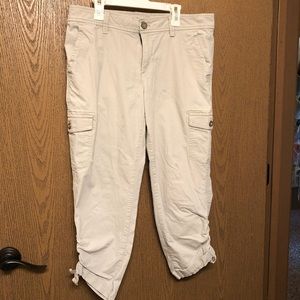 ✨5/$25 ✨30% off 2 or more!! khakis.**LAST CHANCE**